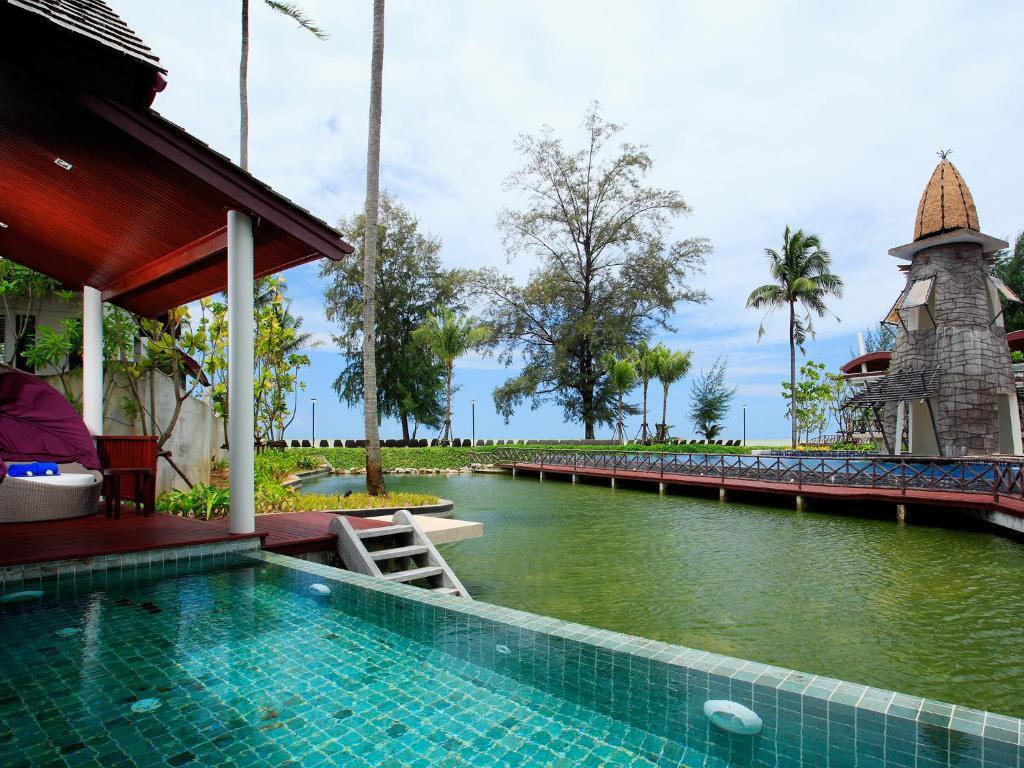 Graceland Khaolak Beachfront Resort Khao Lak