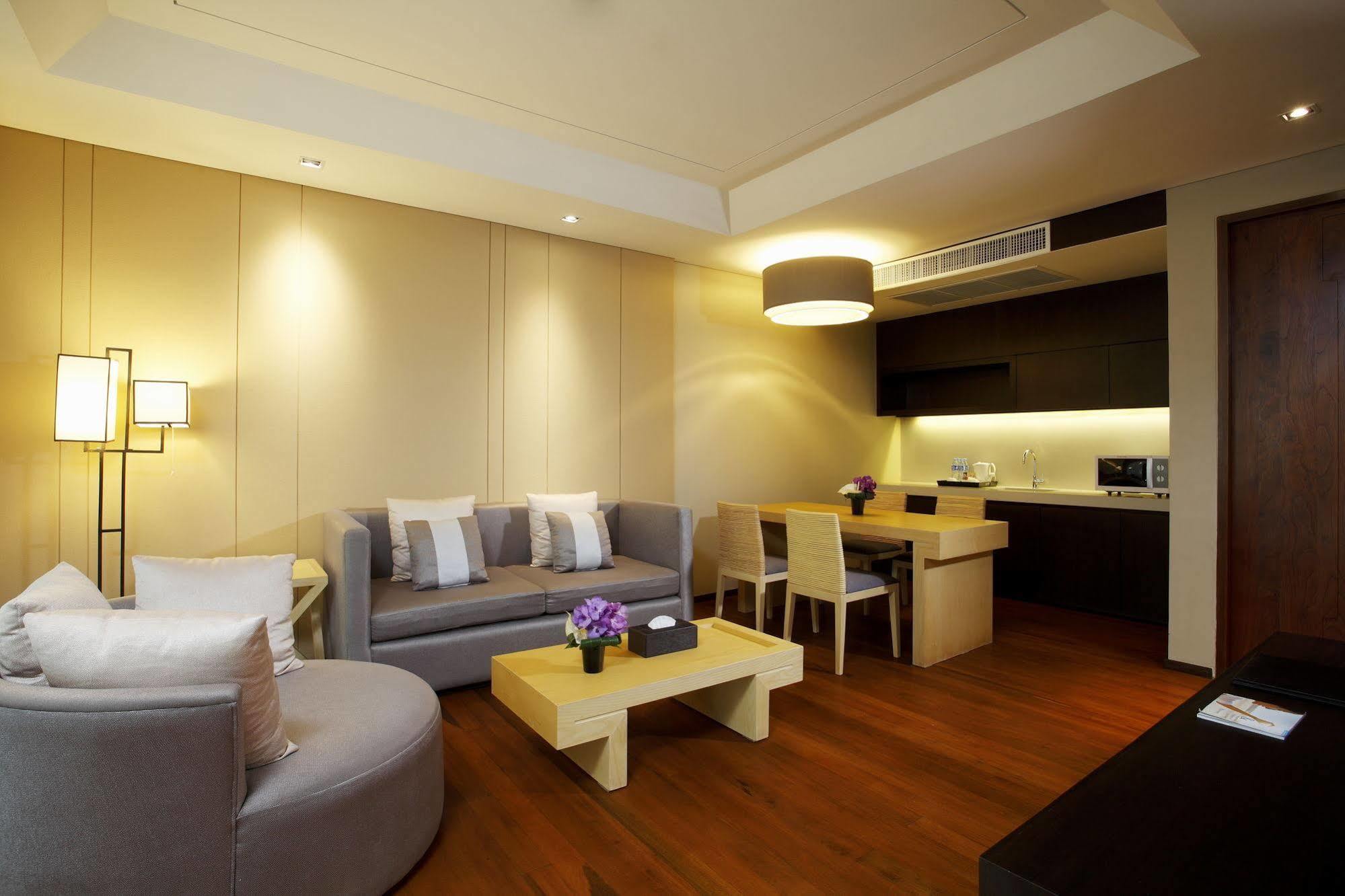 Graceland Khaolak Beachfront 5* 拷叻